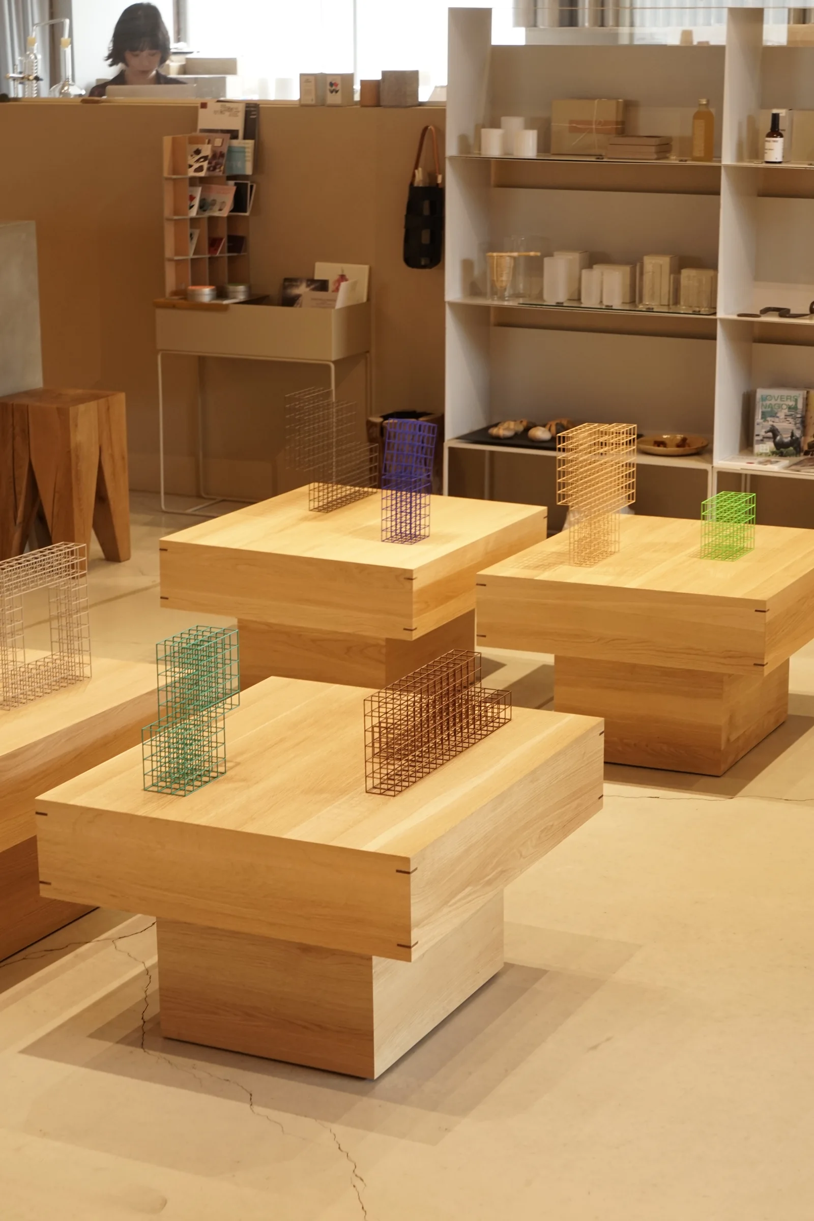 Liminal Objects and Vnsh at Cont Gallery 3